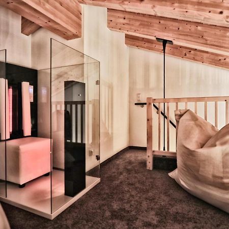 Alps Lodge Fiss Rom bilde