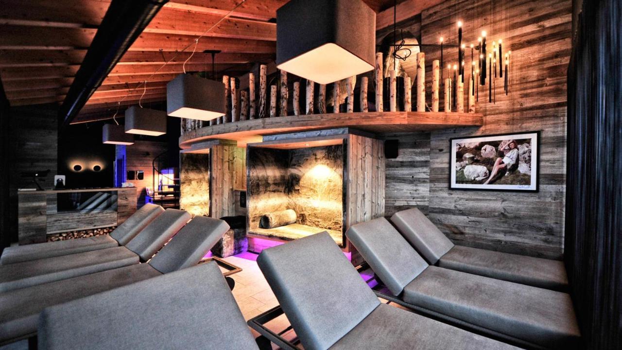 Alps Lodge Fiss Eksteriør bilde