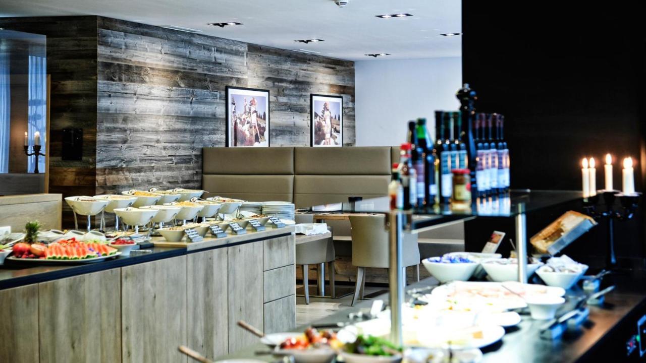 Alps Lodge Fiss Eksteriør bilde