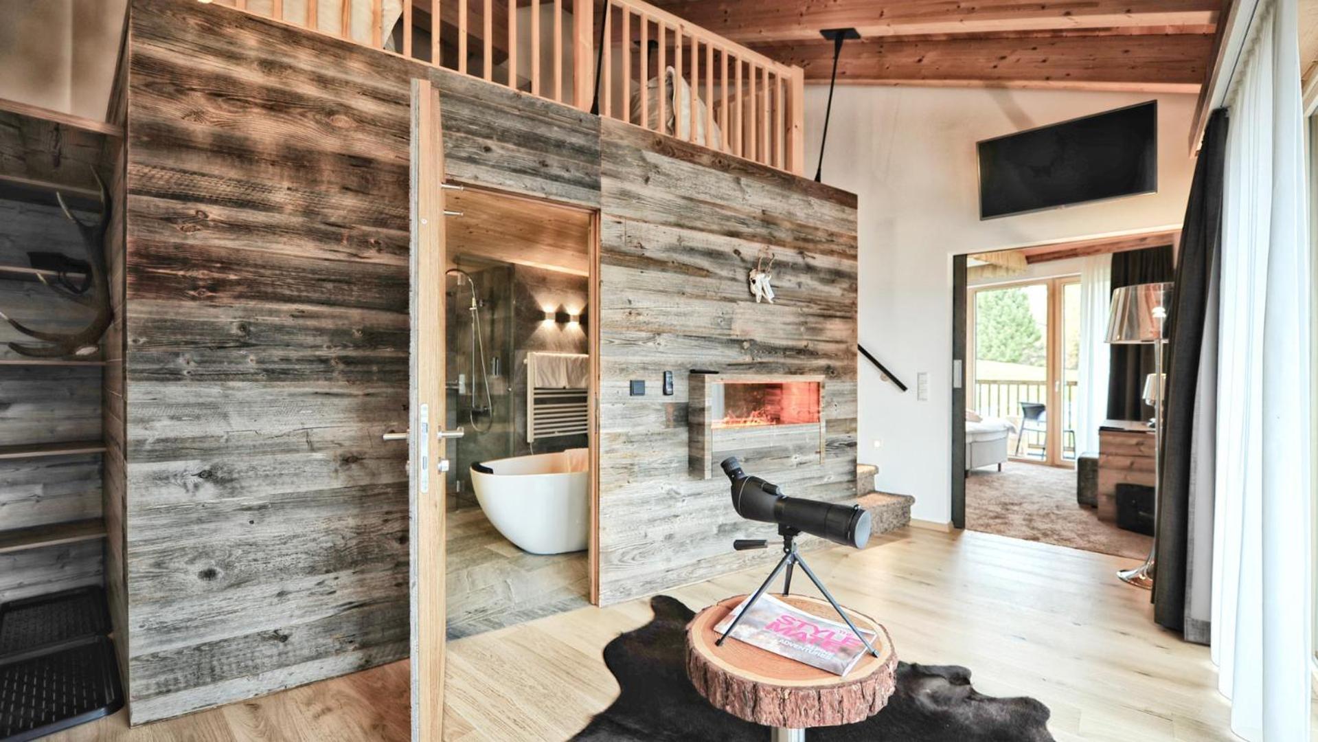 Alps Lodge Fiss Rom bilde