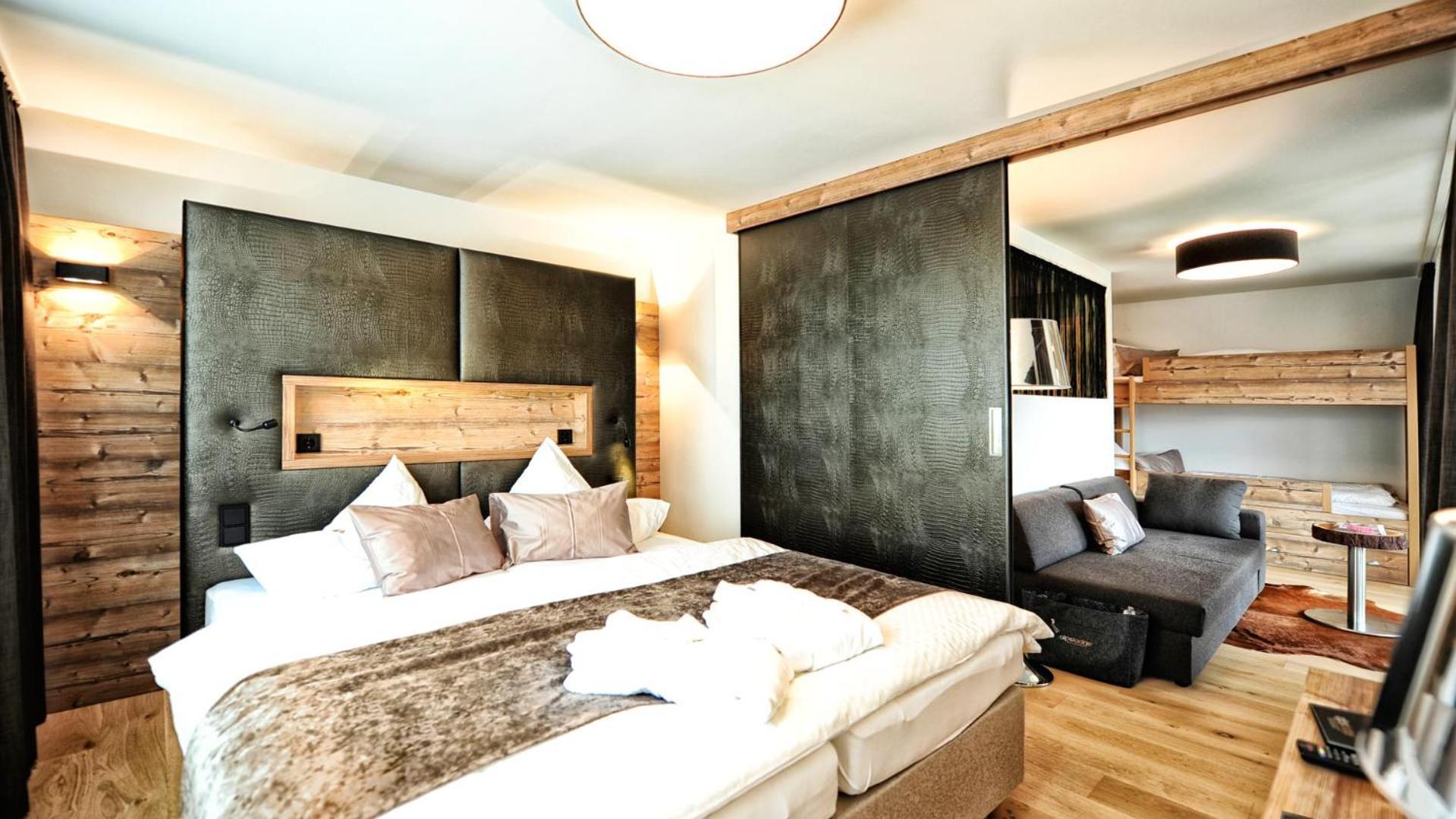 Alps Lodge Fiss Rom bilde
