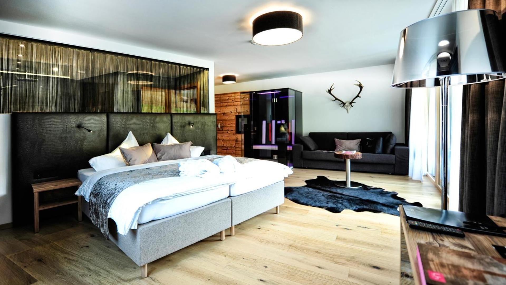 Alps Lodge Fiss Rom bilde