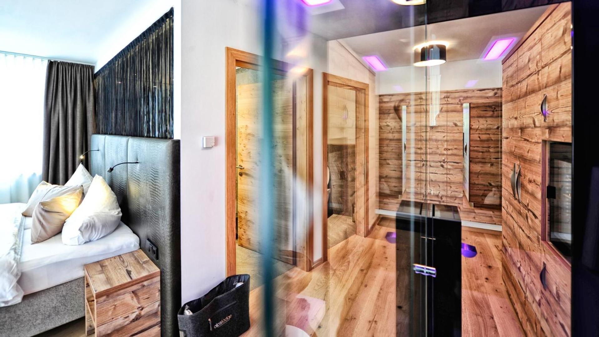 Alps Lodge Fiss Rom bilde
